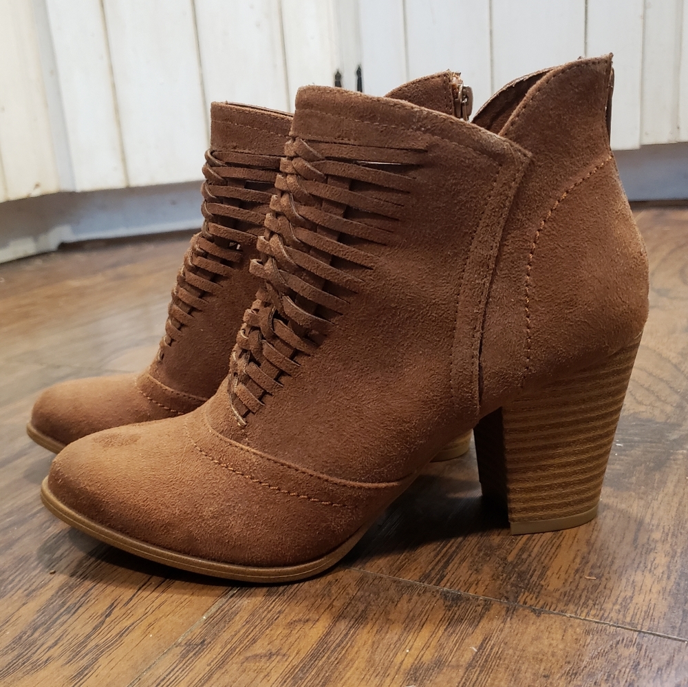 Fergalicious Booties Size 7.5